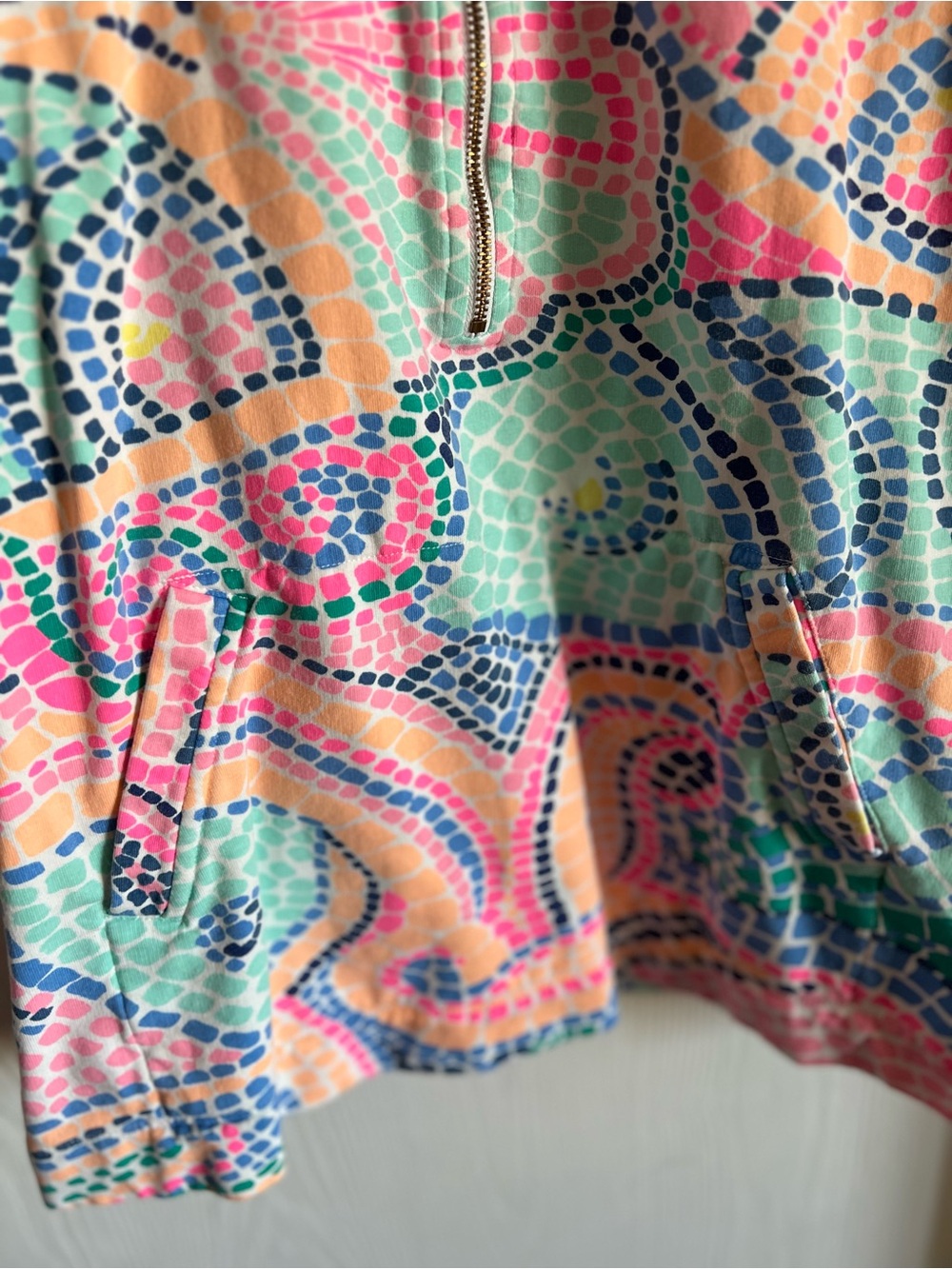 Lilly Pulitzer Skipper Popover Title Wave Mosaic 1/2 Zip Long Sleeve Size S - Picture 3 of 14